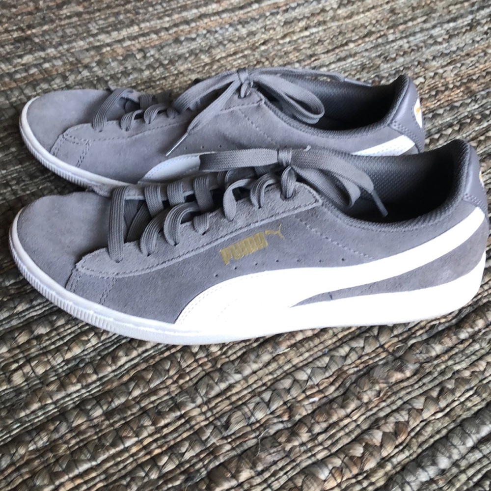 Puma Sneakers